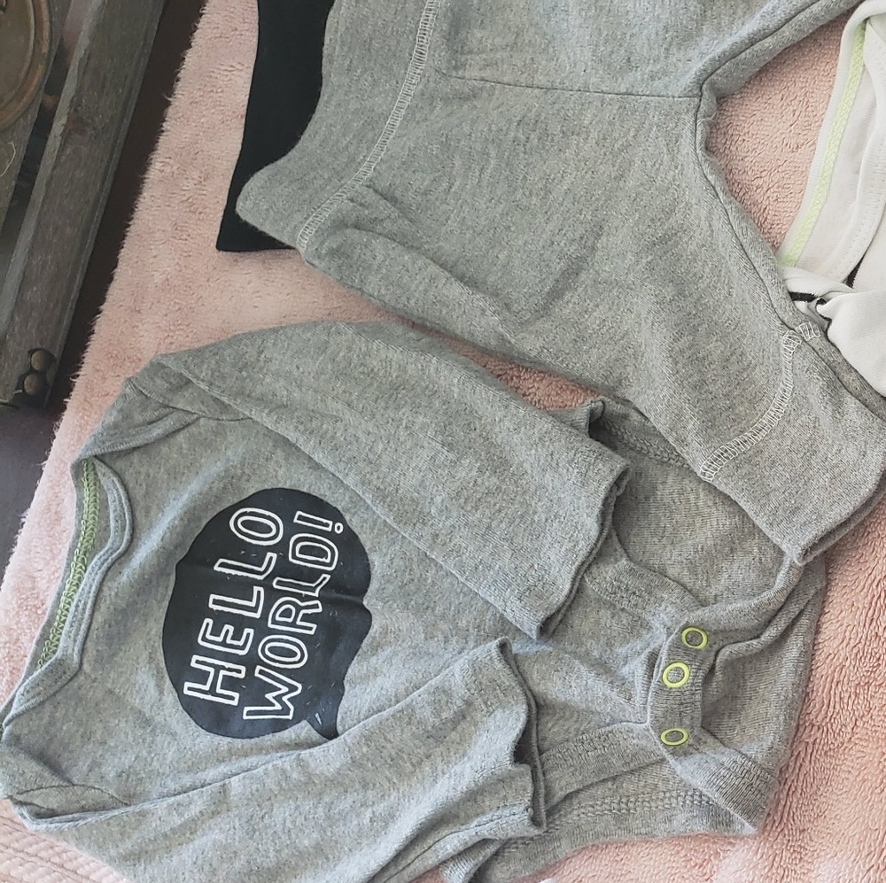 👶💚👶newborn outfits